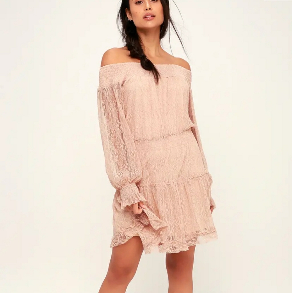 XS Lulus dreams of romance off the shoulder dress